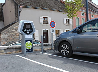 Borne de recharge pour véhicules électriques - SAINT-MARTIN-EN-BRESSE